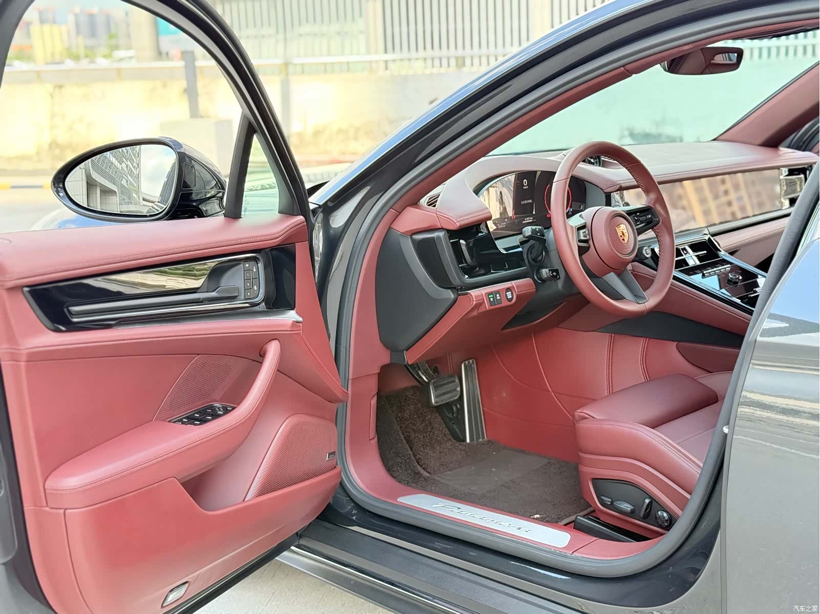 Porsche Panamera, 2025 4
