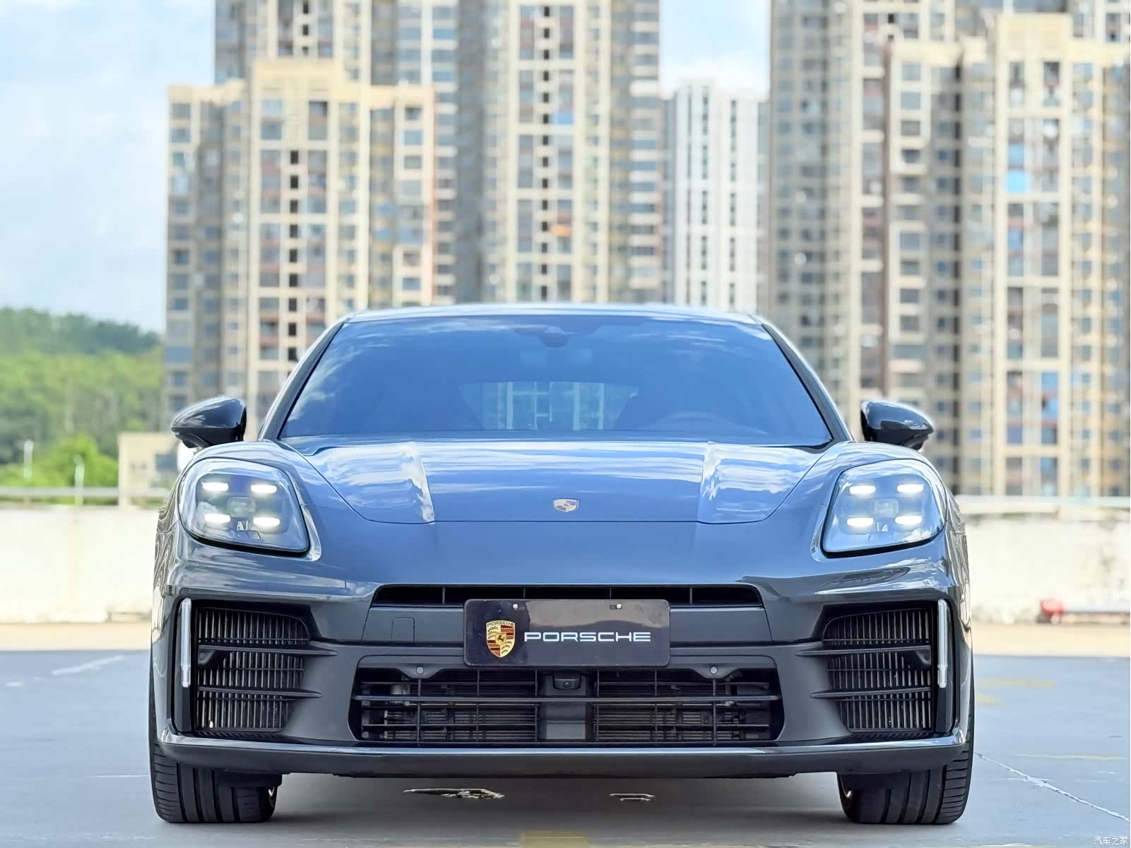 Porsche Panamera, 2025 2