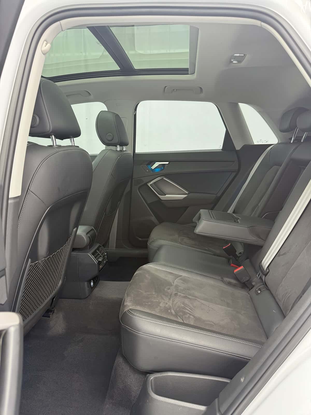 Audi Q3, 2023 13