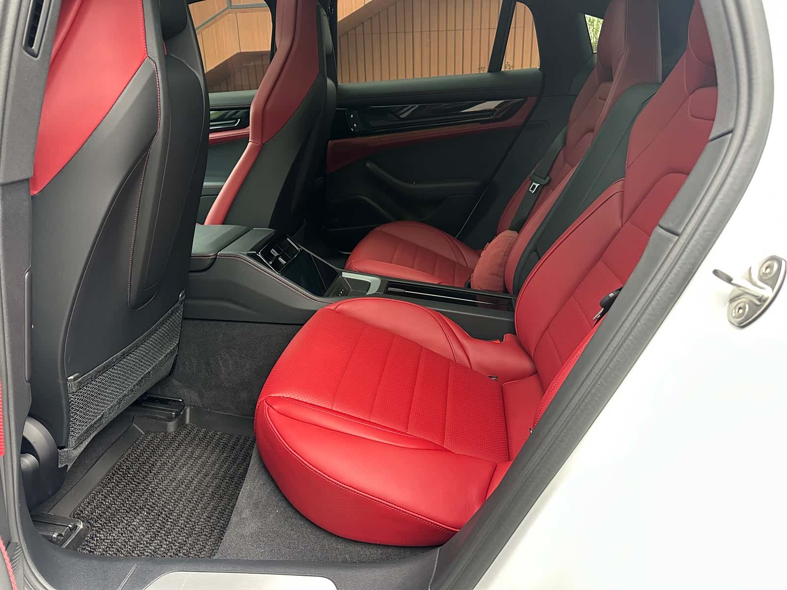Porsche Panamera, 2024 3