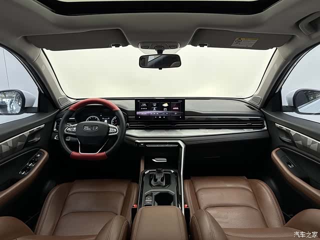 Geely X6, 2022 9