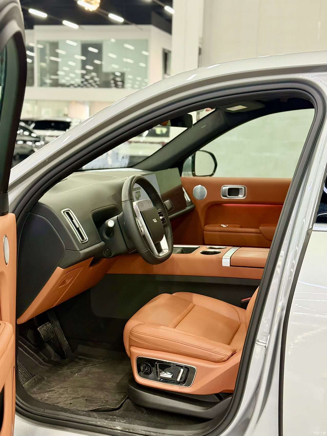 Li Auto L7, 2023 все фото