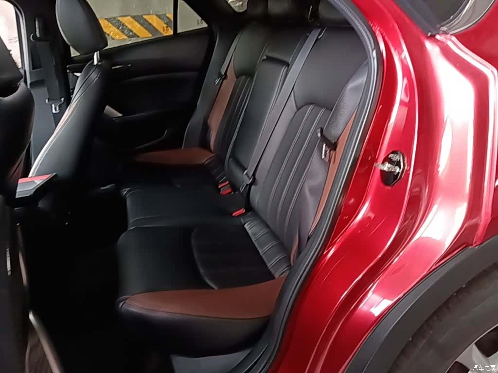 Mazda CX-4, 2019 17
