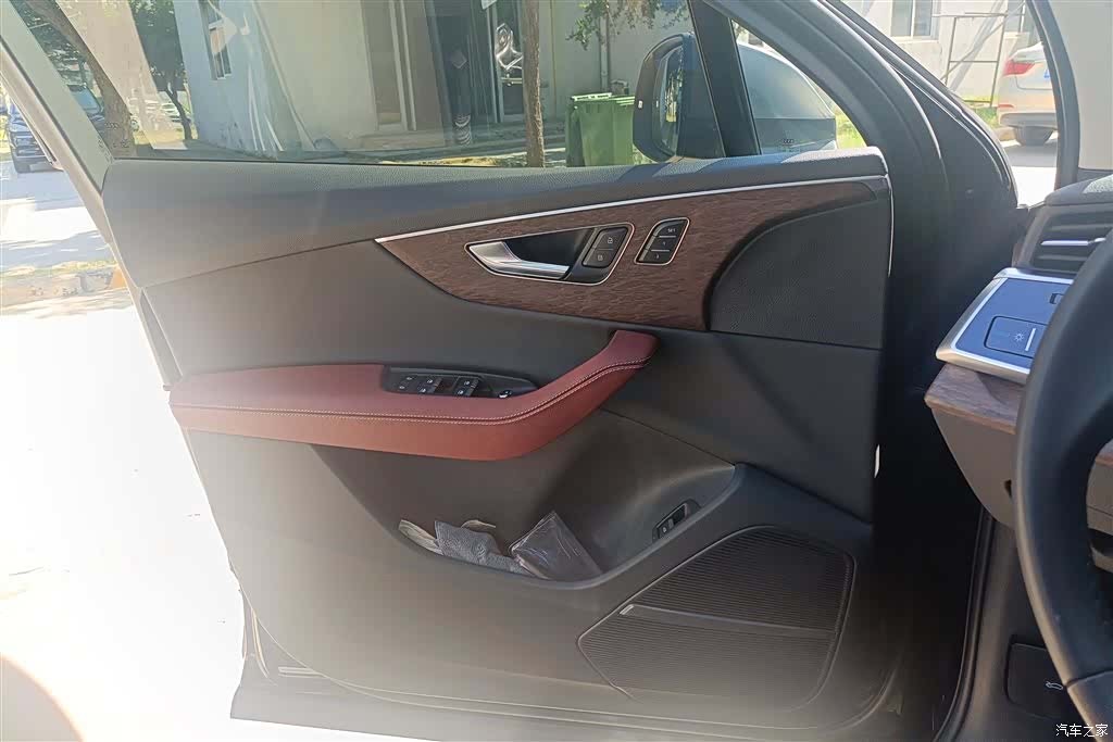 Audi Q7, 2023 7
