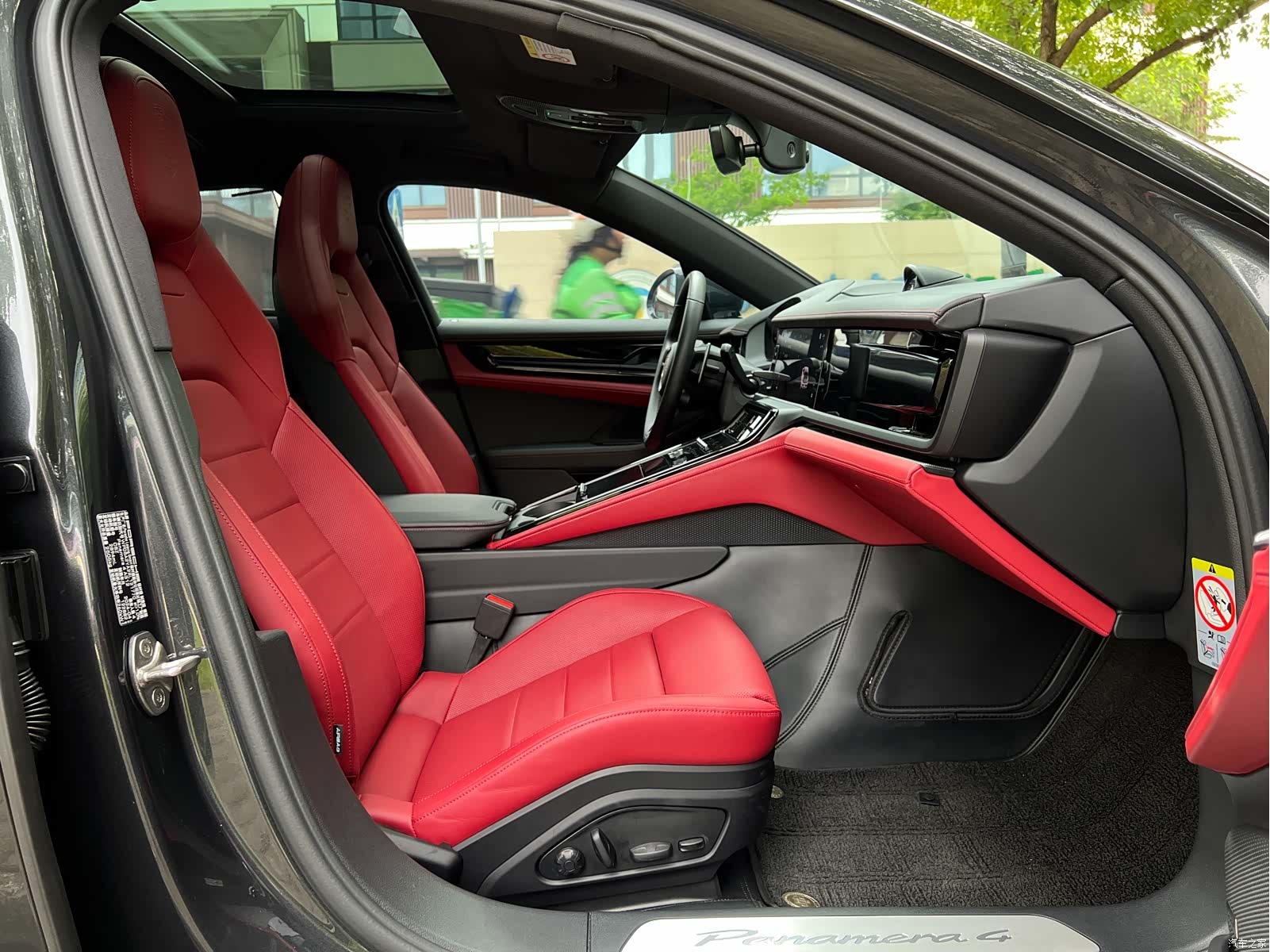 Porsche Panamera, 2024 10