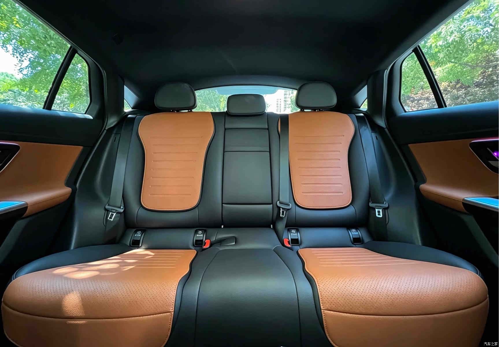 Mercedes-Benz GLC, 2025 9