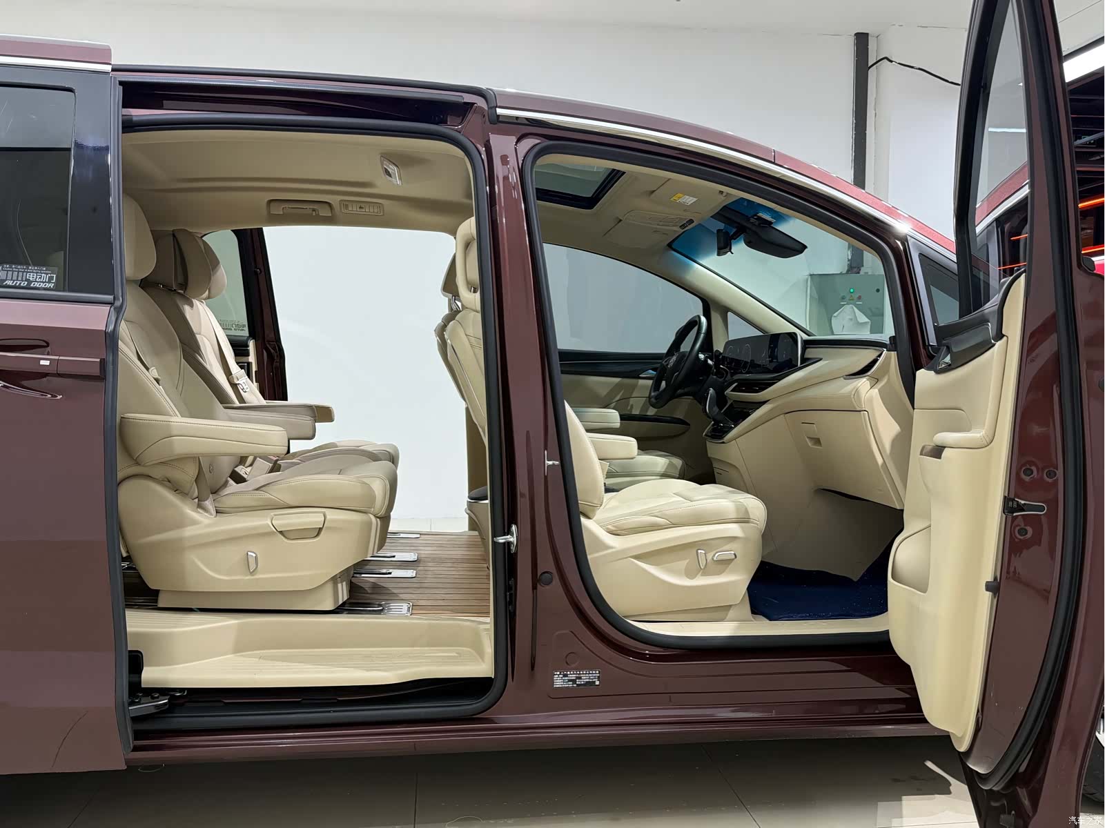 Buick GL8, 2022 14