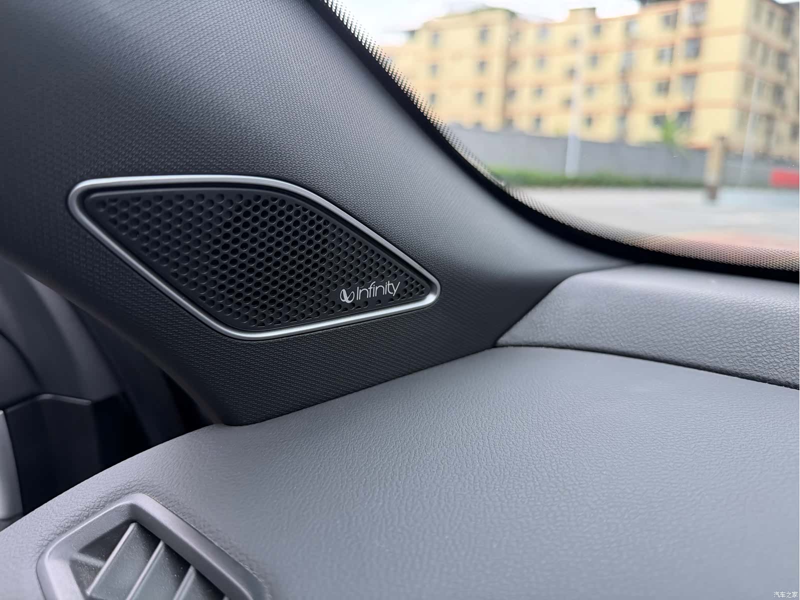 Geely Preface, 2024 11