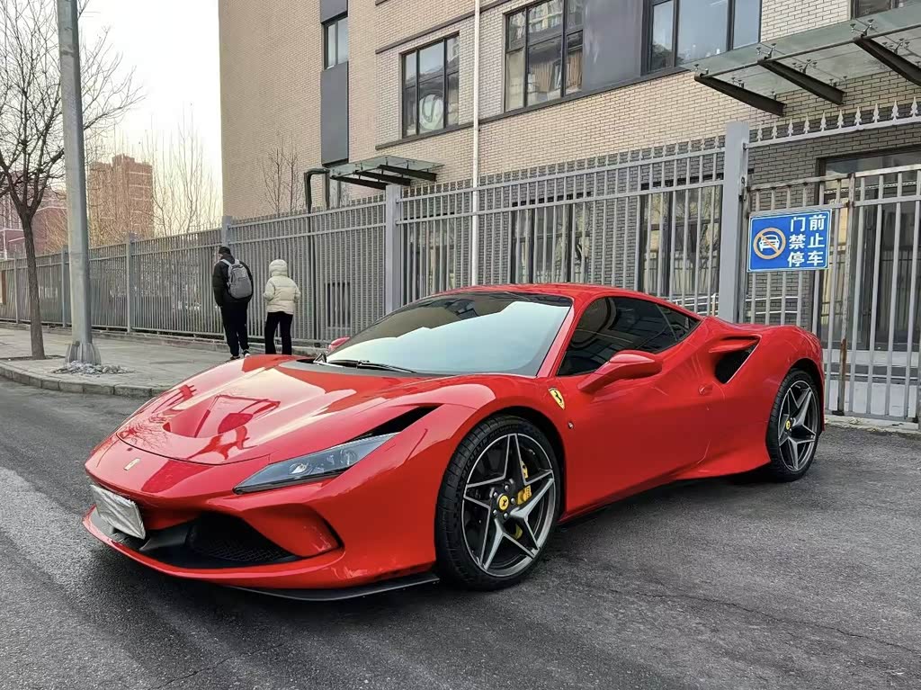 Ferrari F8