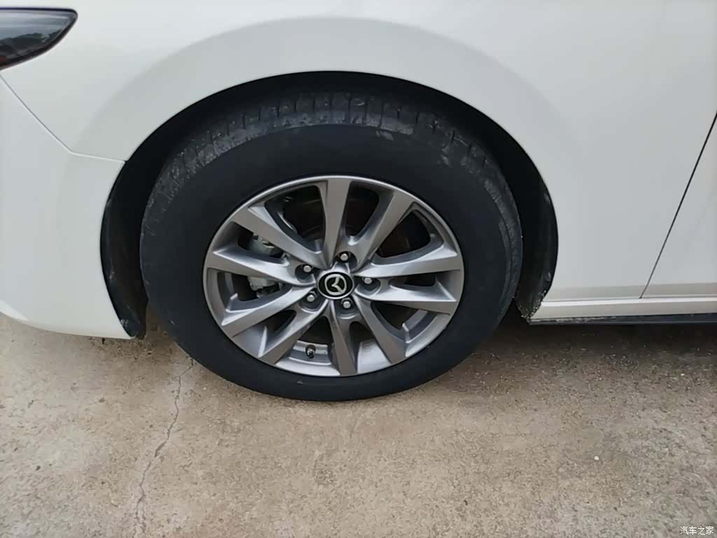 Mazda Mazda3, 2022 23