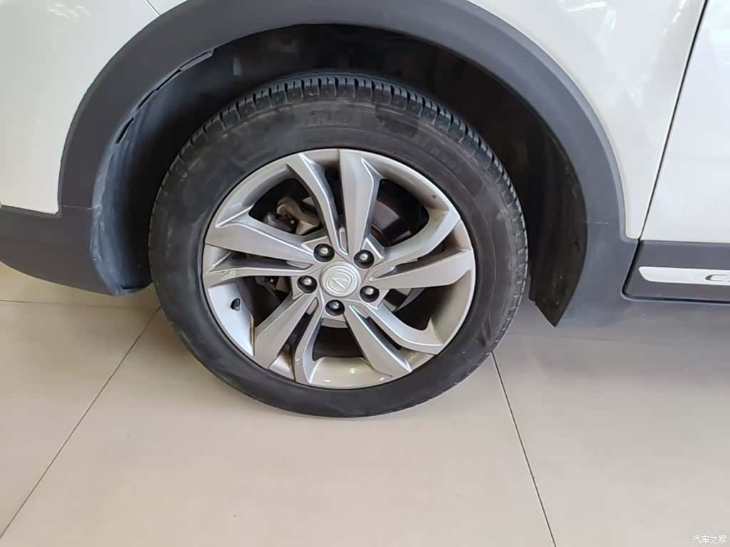 Changan CS15, 2020 23