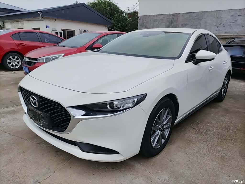 Mazda Mazda3, 2022 2