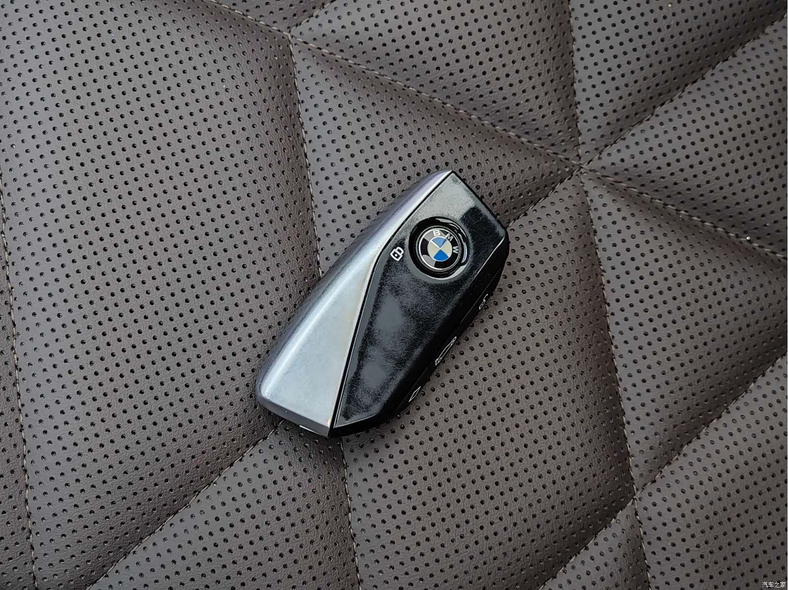 BMW i7, 2023 19