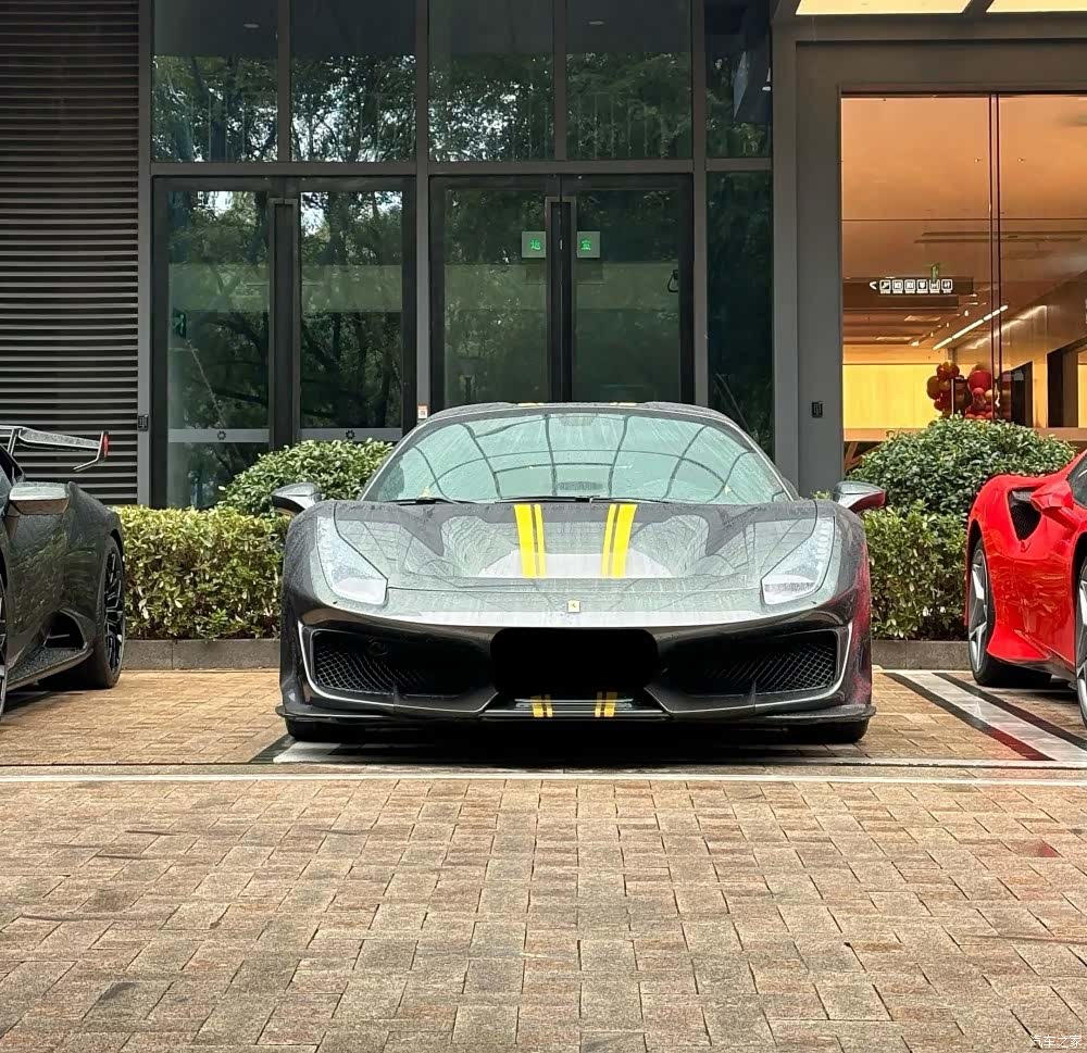 Ferrari 488, 2019 12