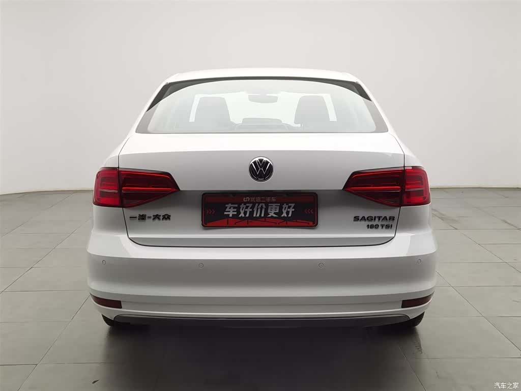 Volkswagen Sagitar, 2018 4