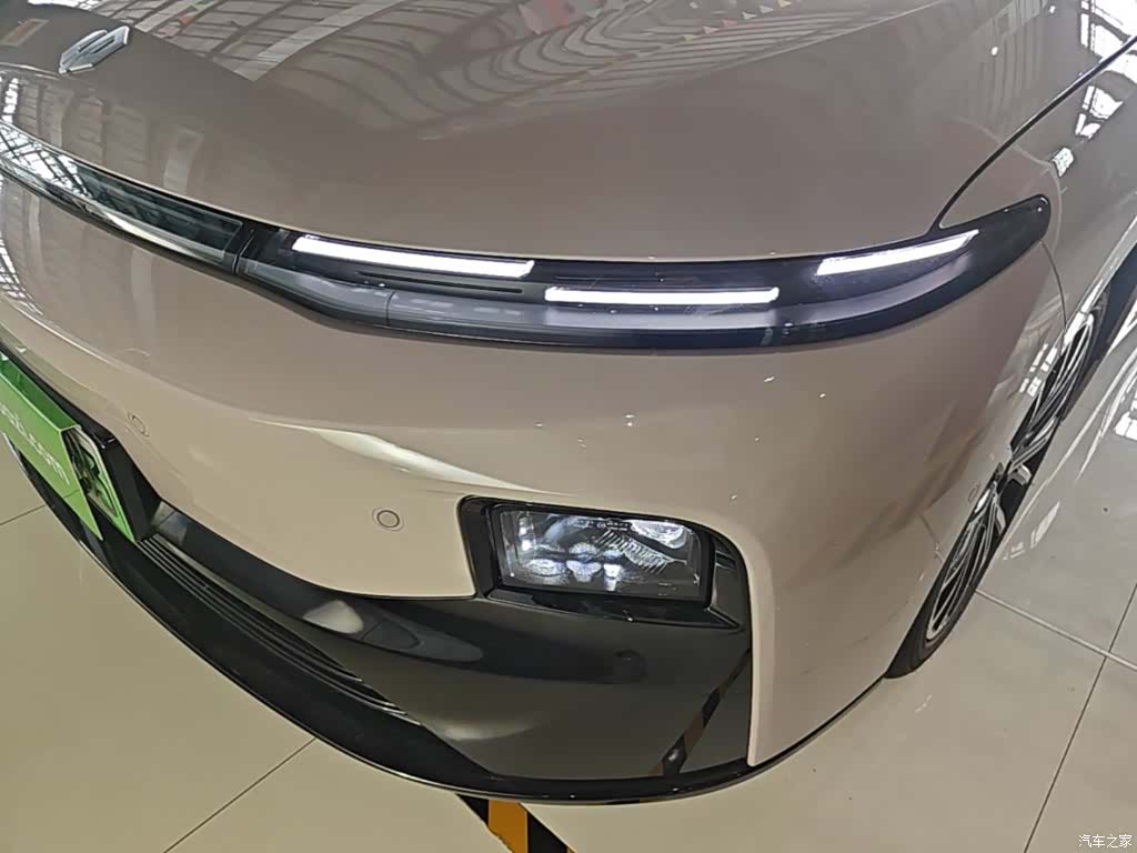 Leapmotor B01, 2025 24