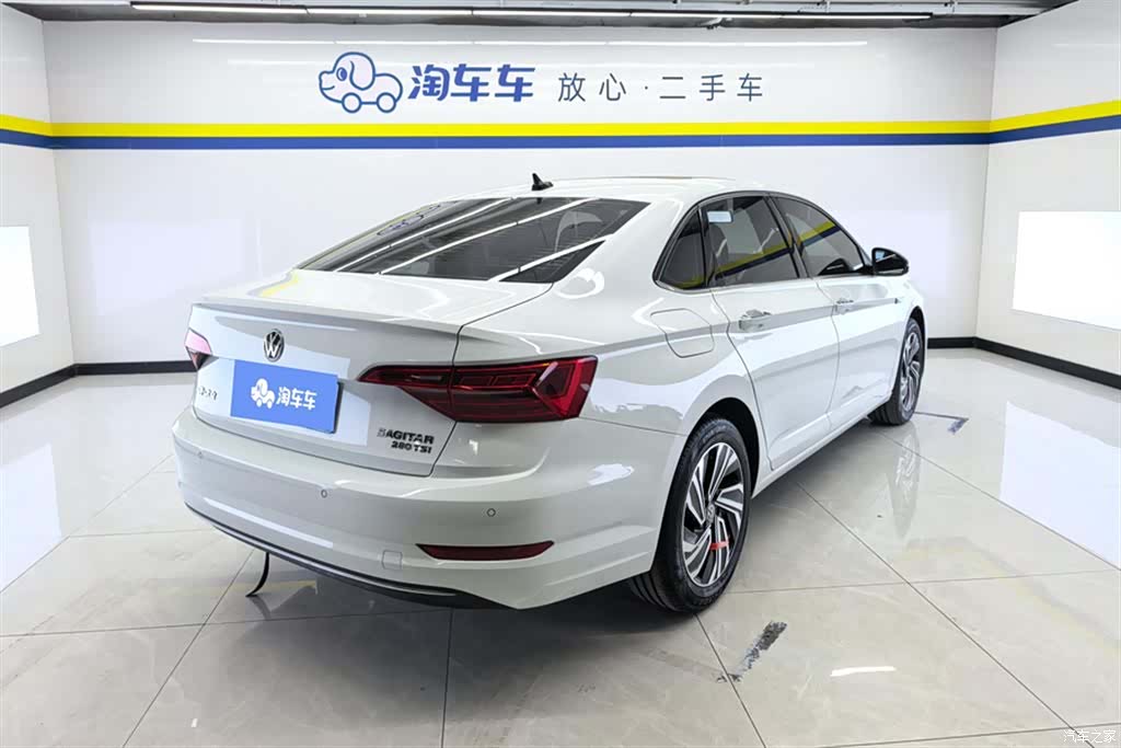 Volkswagen Sagitar, 2021 3