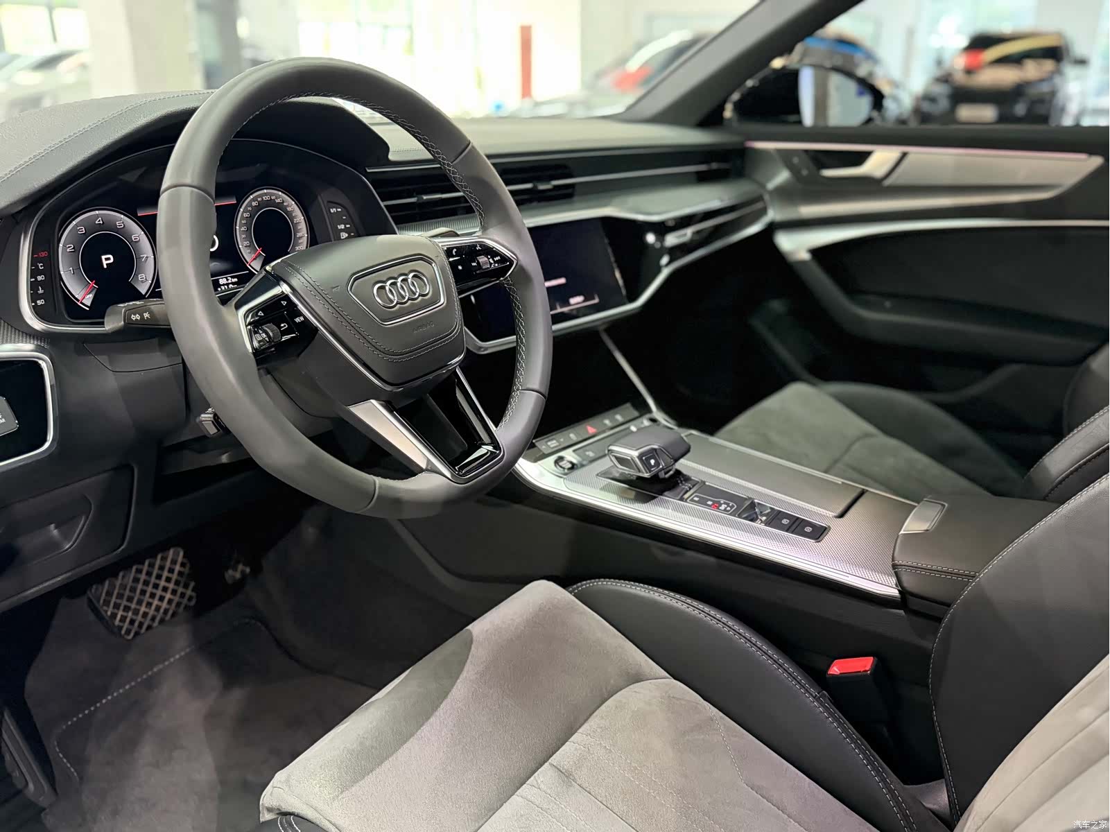Audi A6L, 2021 все фото