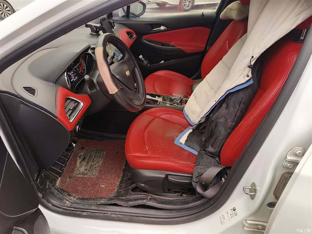 Chevrolet 320, 2018 8