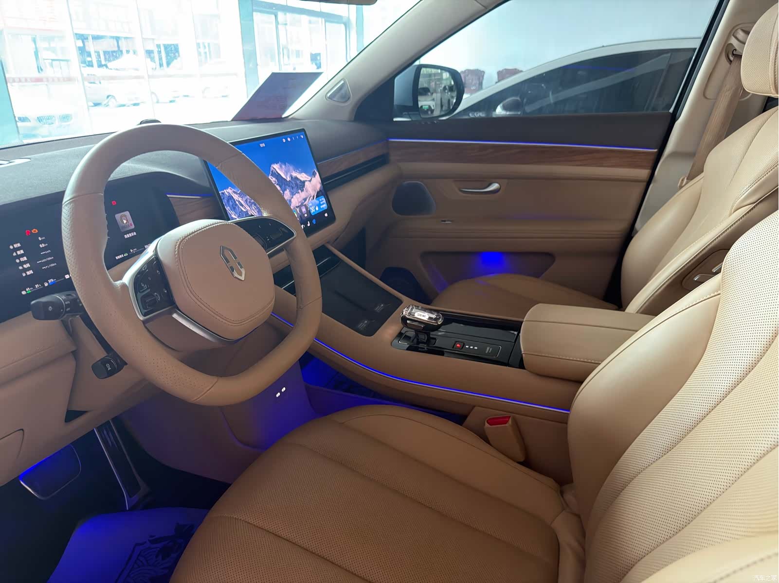 AITO M7, 2023 все фото