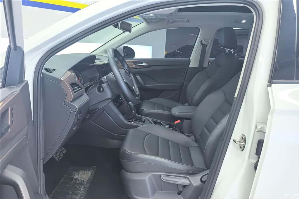 Volkswagen Tharu, 2021 9