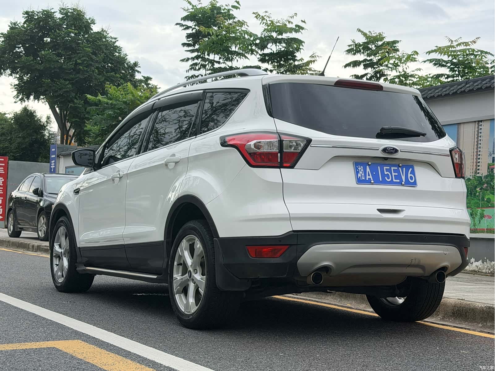 Ford Kuga, 2017 4