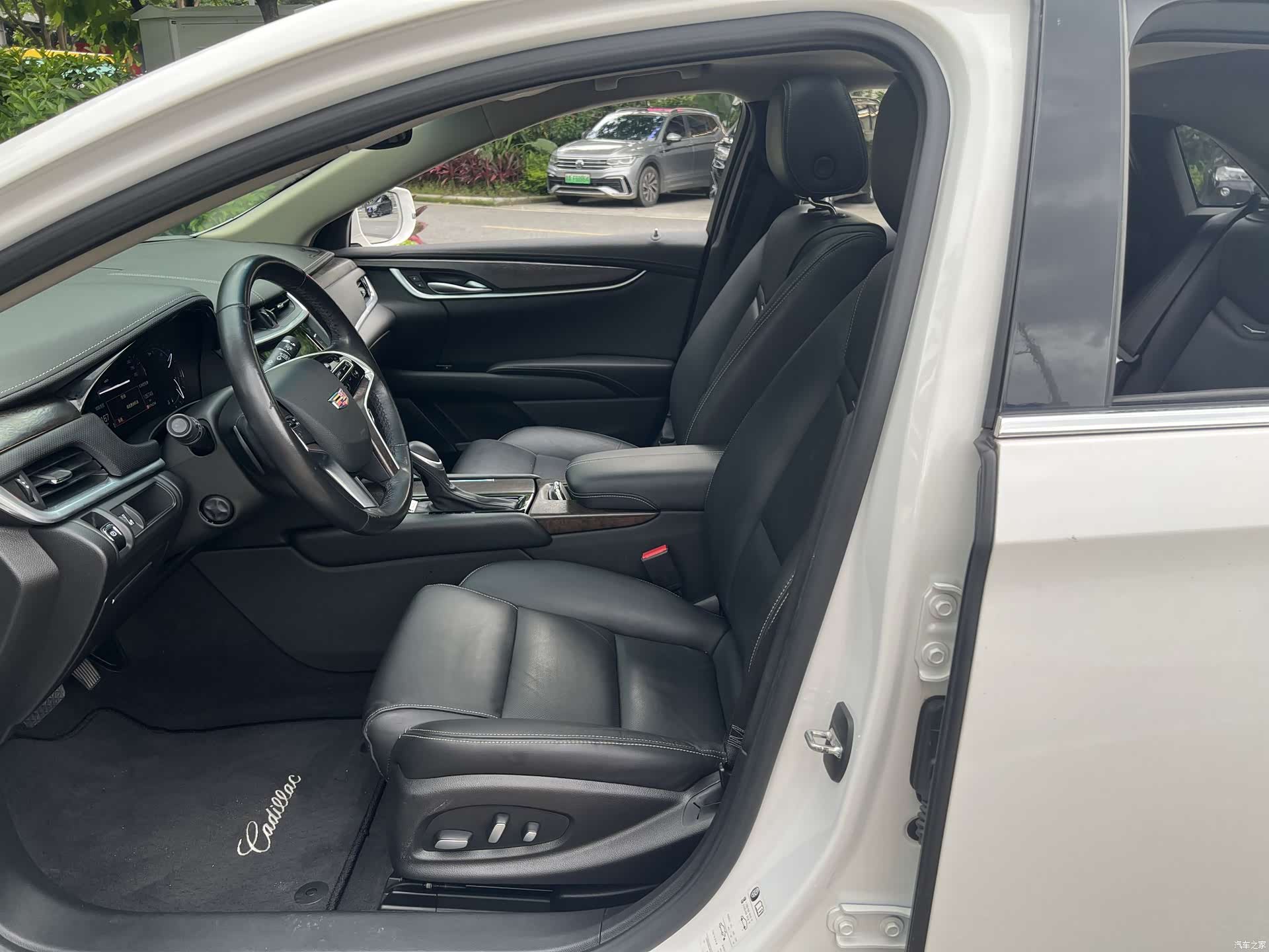 Cadillac XTS, 2019 9