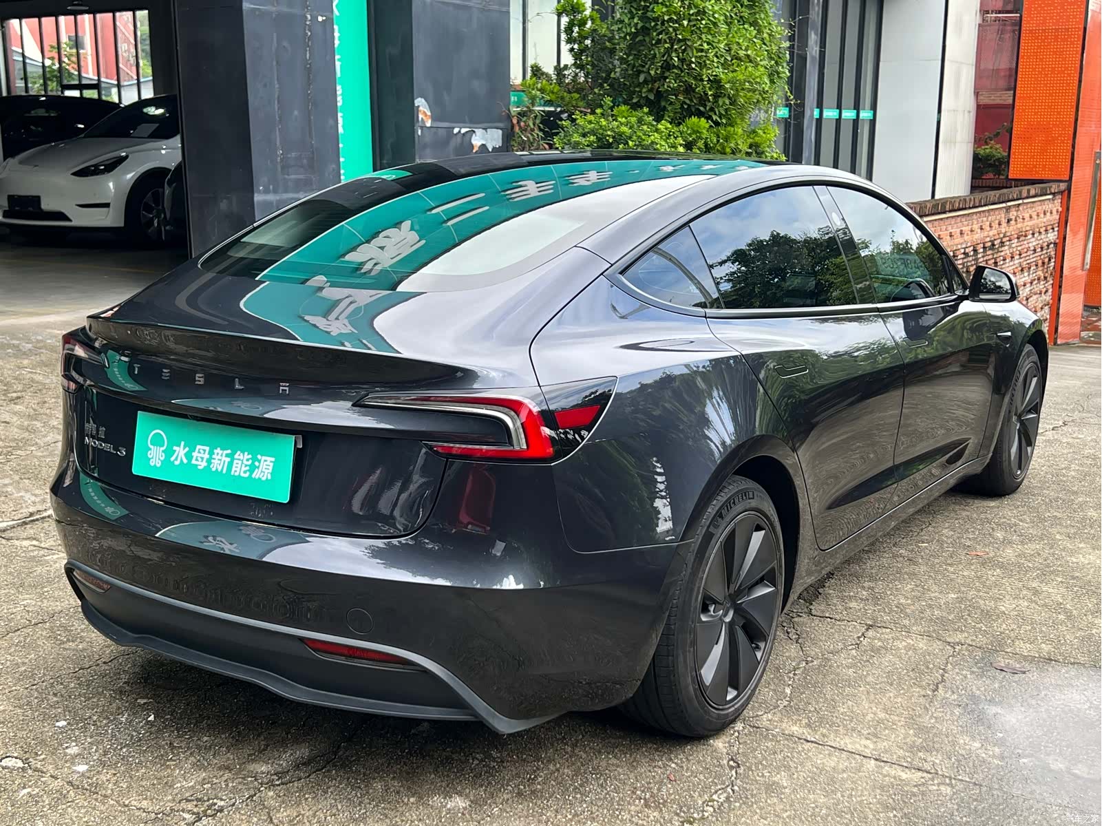 Tesla Model 3, 2024 6