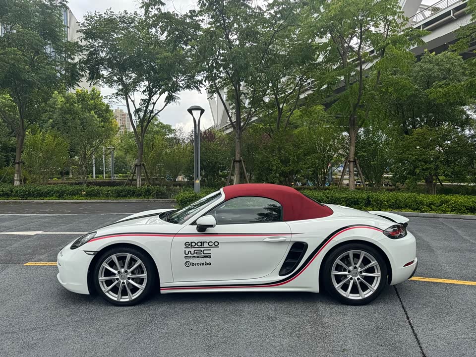 Porsche 718