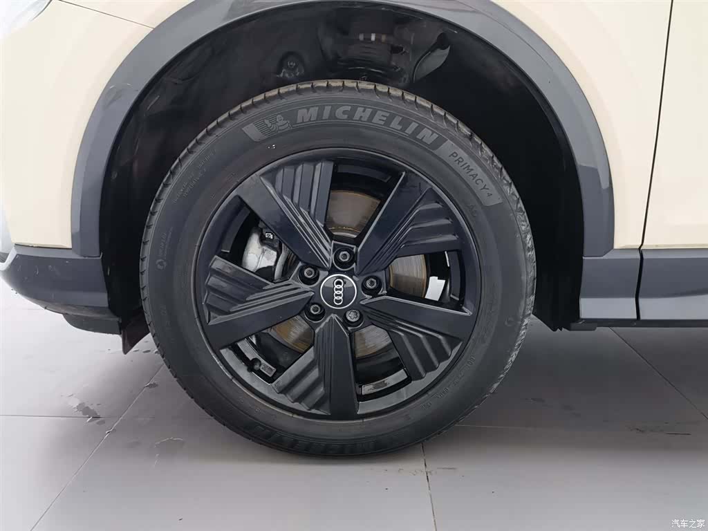 Audi e-tron, 2021 17