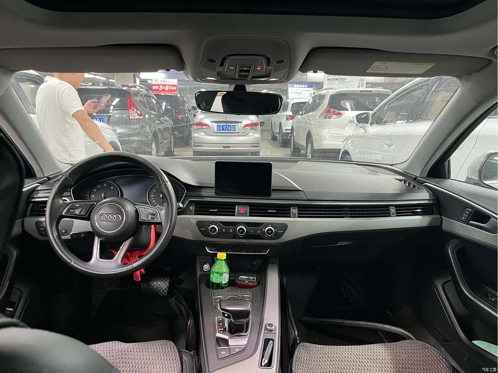 Audi A4L, 2018 6