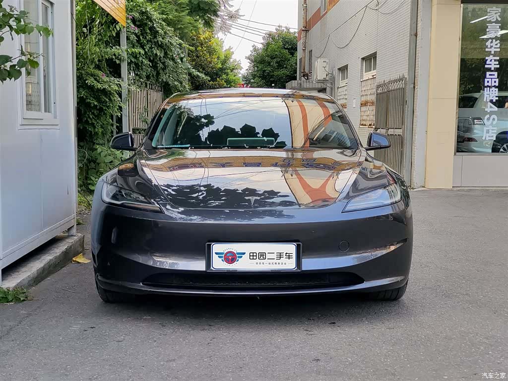 Tesla Model 3, 2024 2