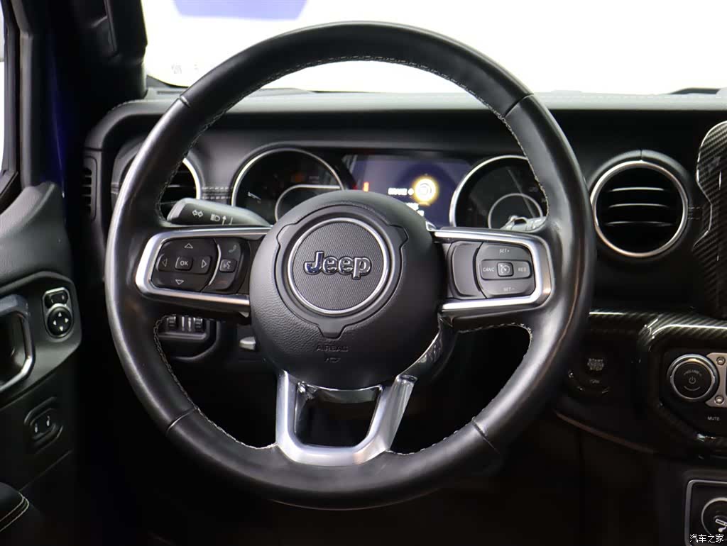 Jeep Wrangler, 2020 11