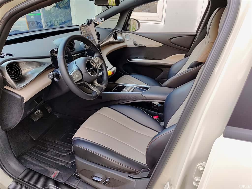 BYD Dolphin, 2024 7