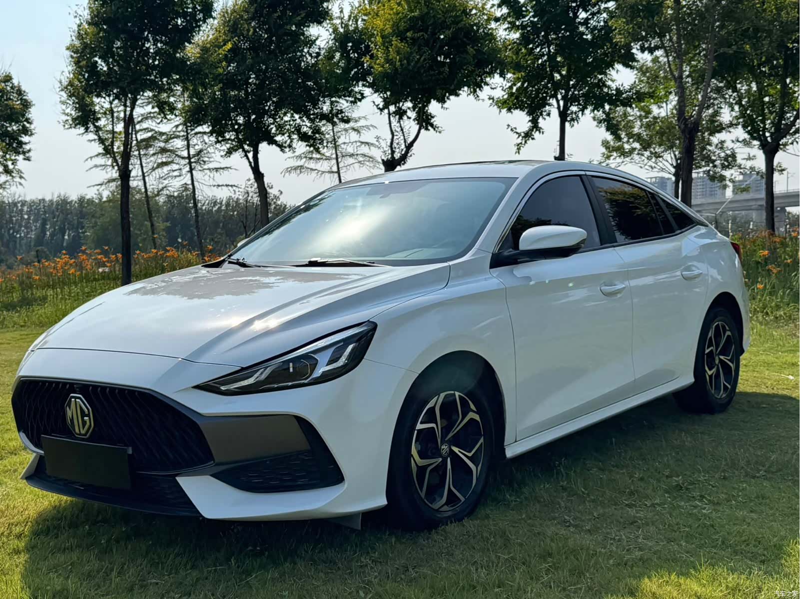 MG MG5, 2023 2