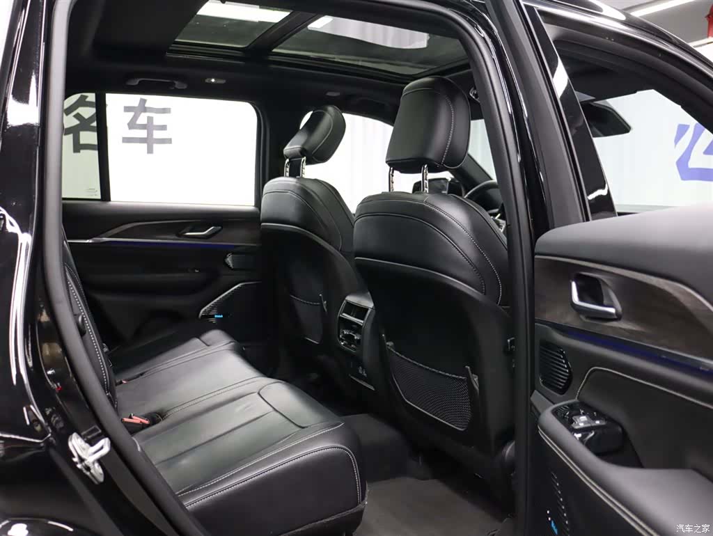 Jeep Grand Cherokee, 2025 24