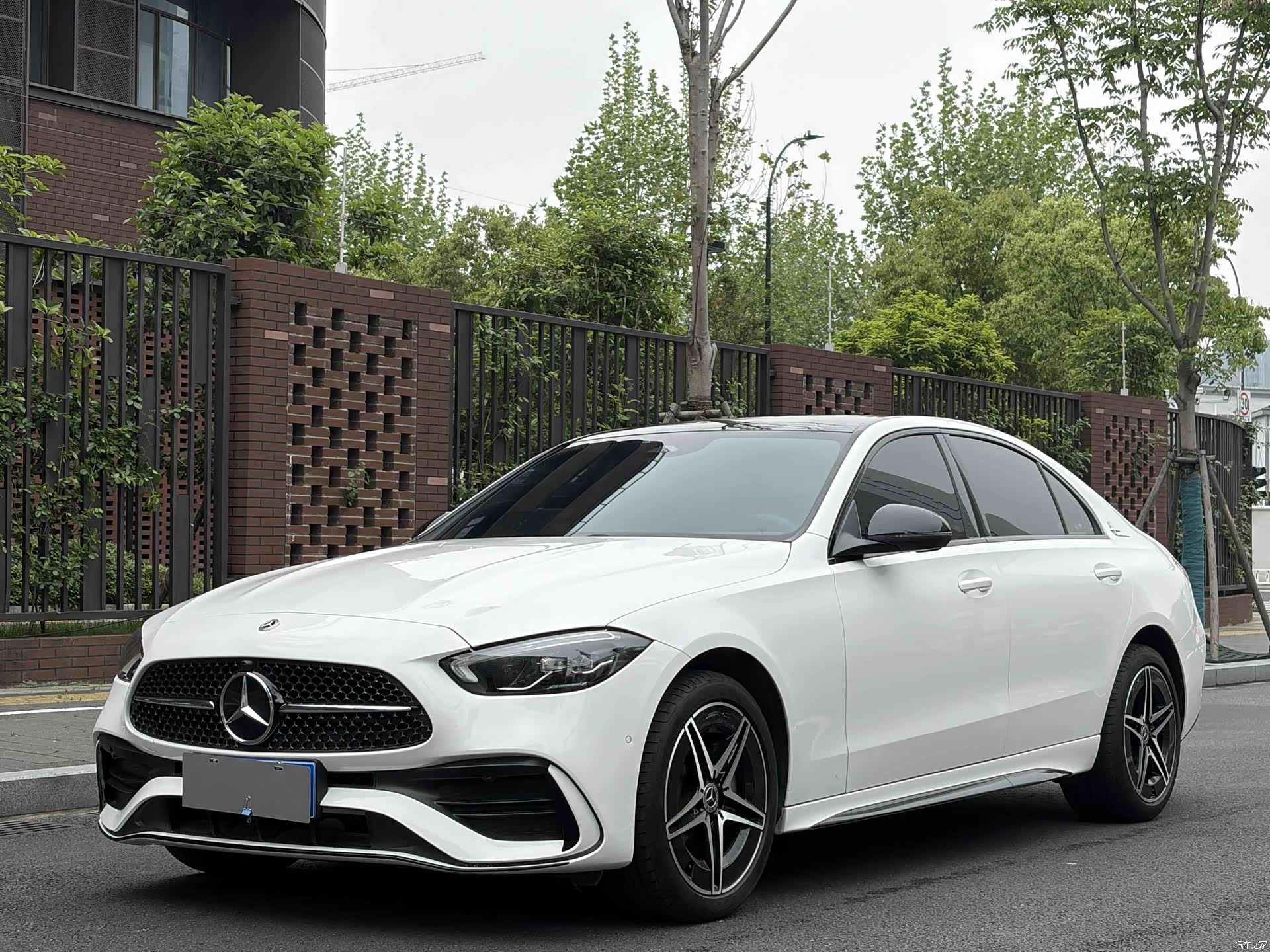Mercedes-Benz C-Class, 2024 1