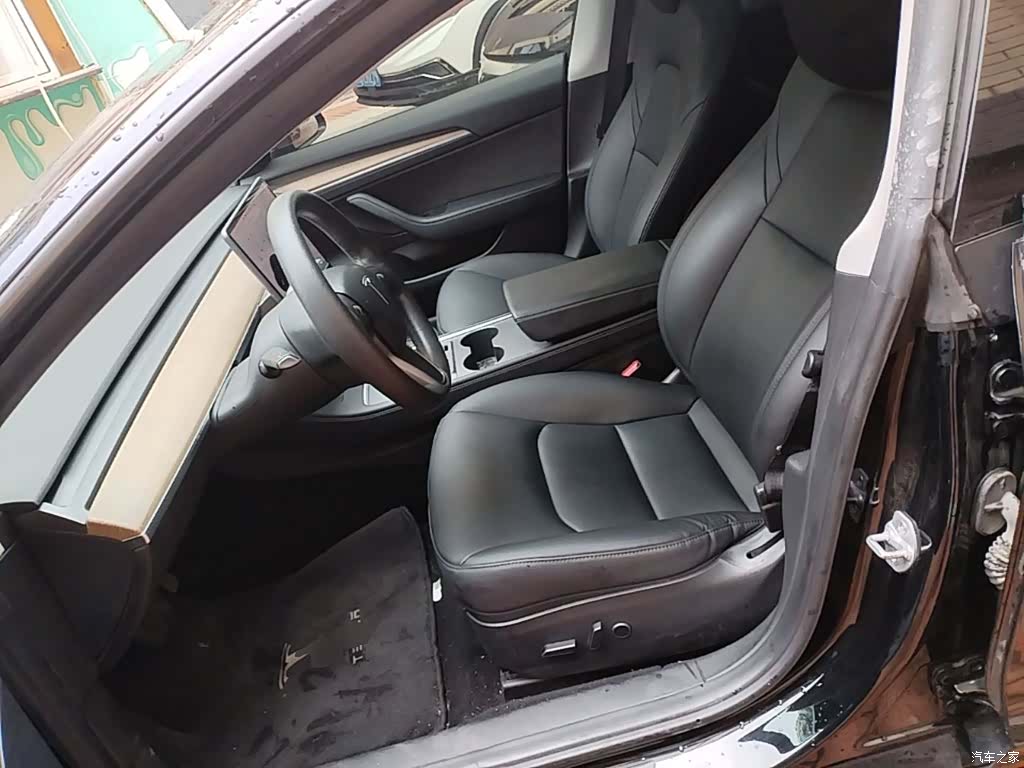 Tesla Model 3, 2021 15