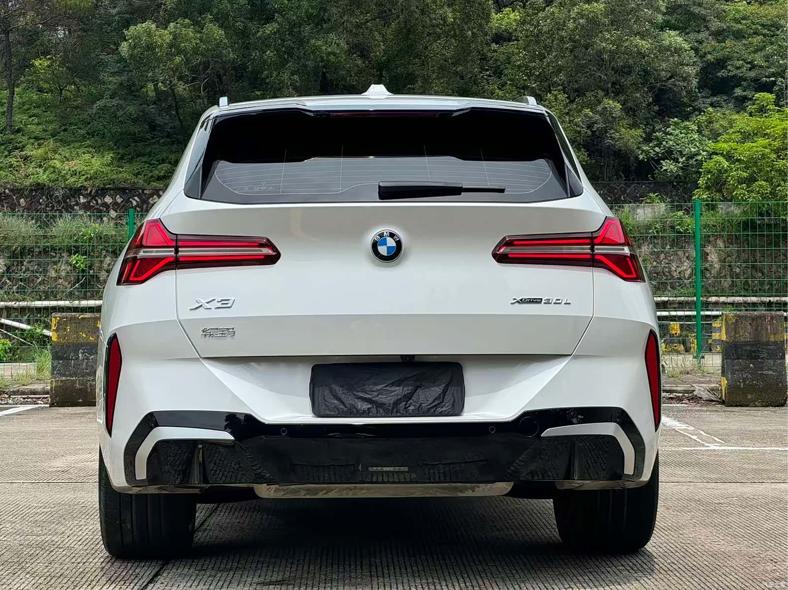 BMW X3, 2026 все фото