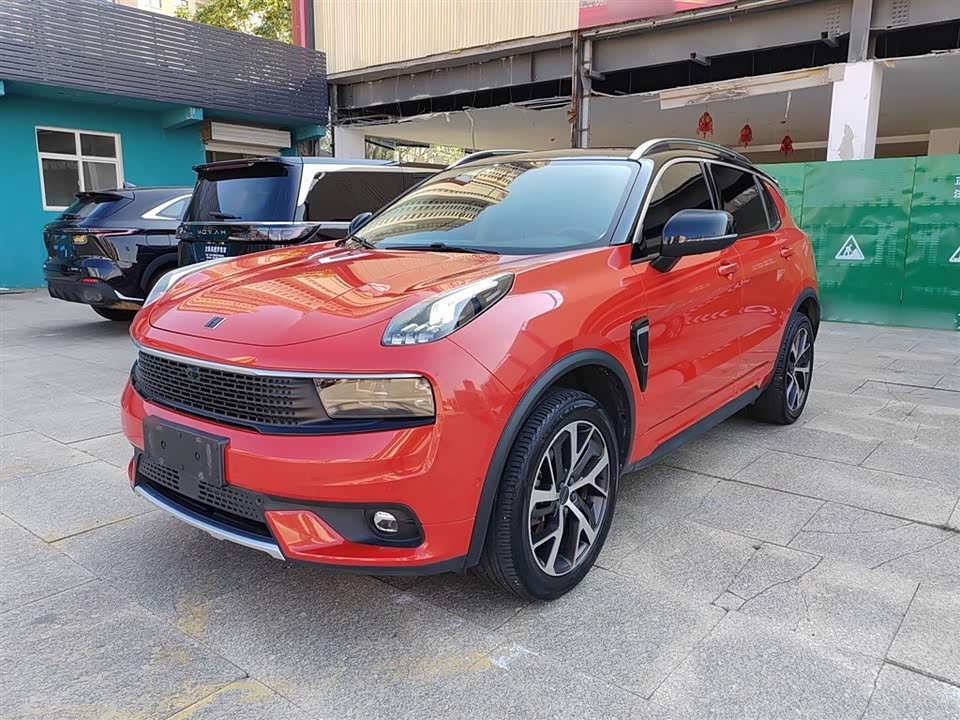 Lynk & Co 01