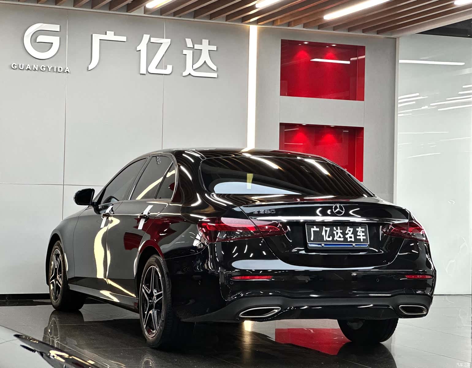 Mercedes-Benz E-Class, 2021 20