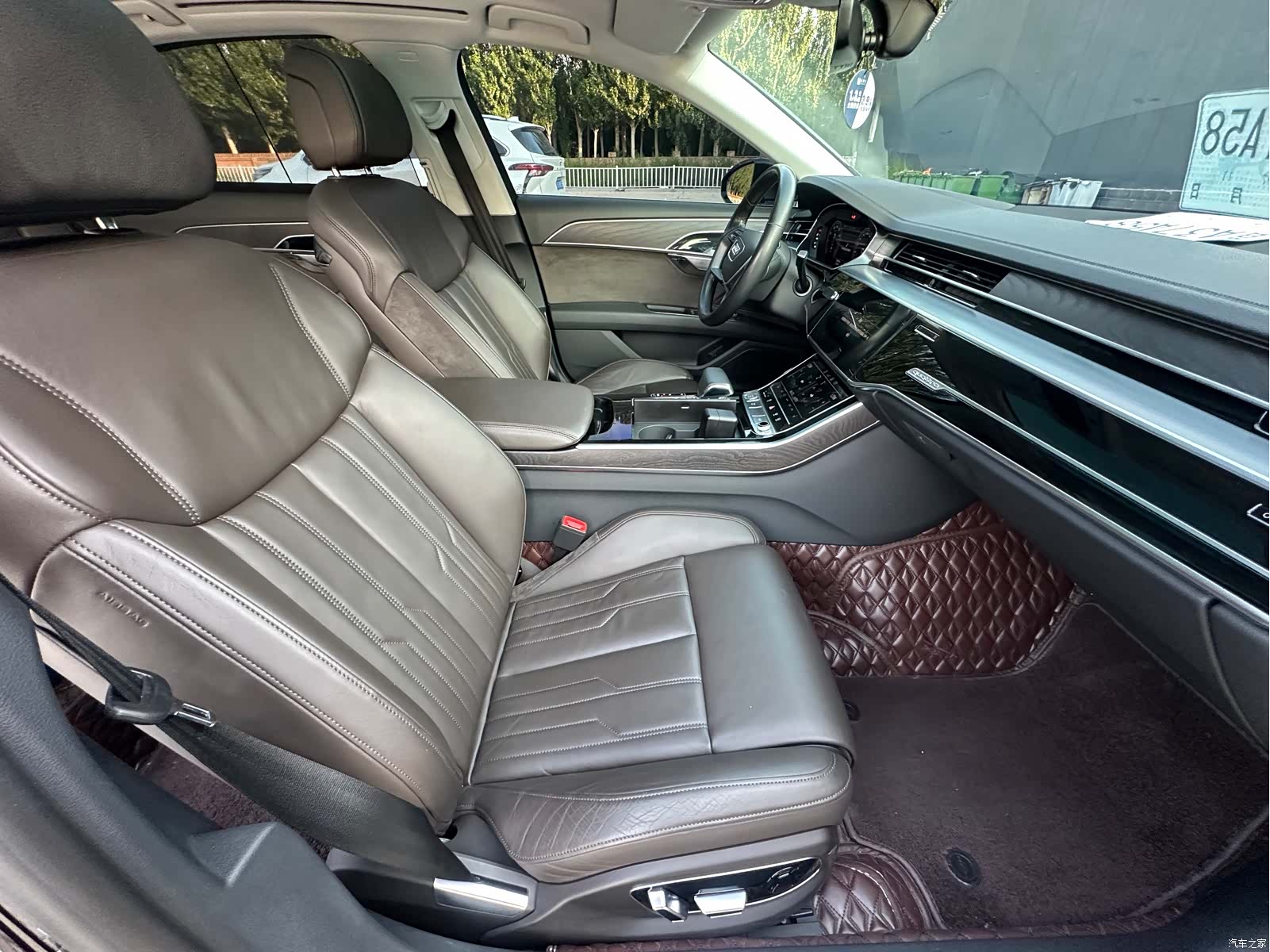 Audi A8L, 2019 9