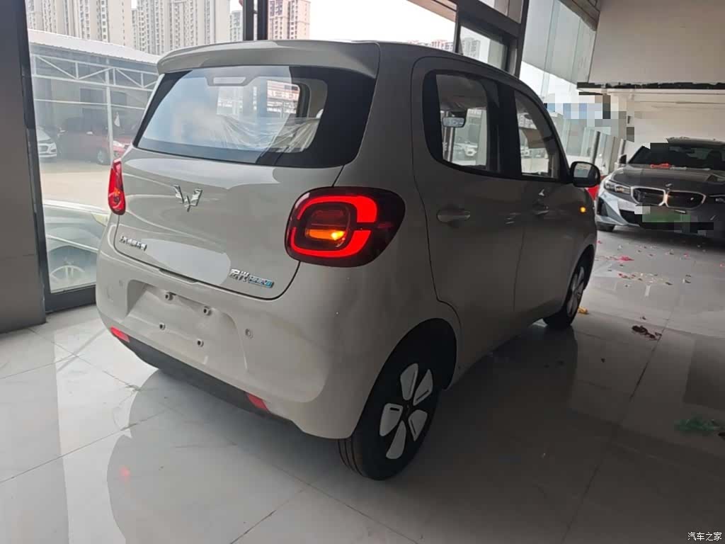 Wuling MINIEV, 2026 7