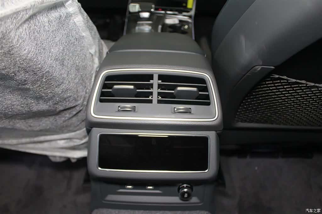 Audi A6L, 2026 10