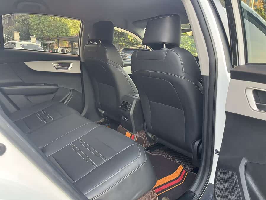BYD Qin New Energy 2022, фото 20
