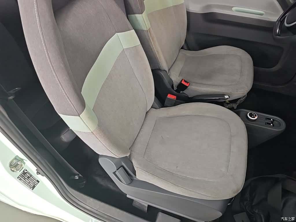 Wuling MINIEV, 2021 25