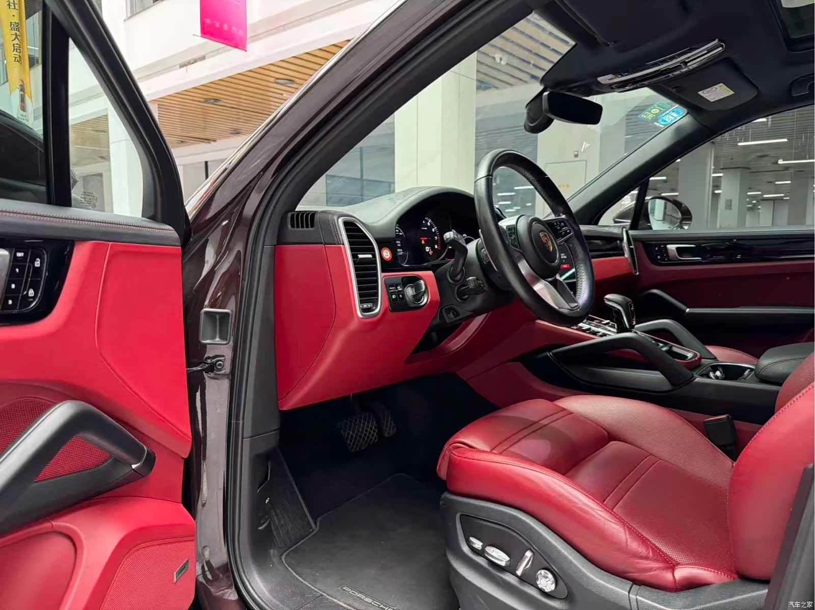 Porsche Cayenne, 2019 9