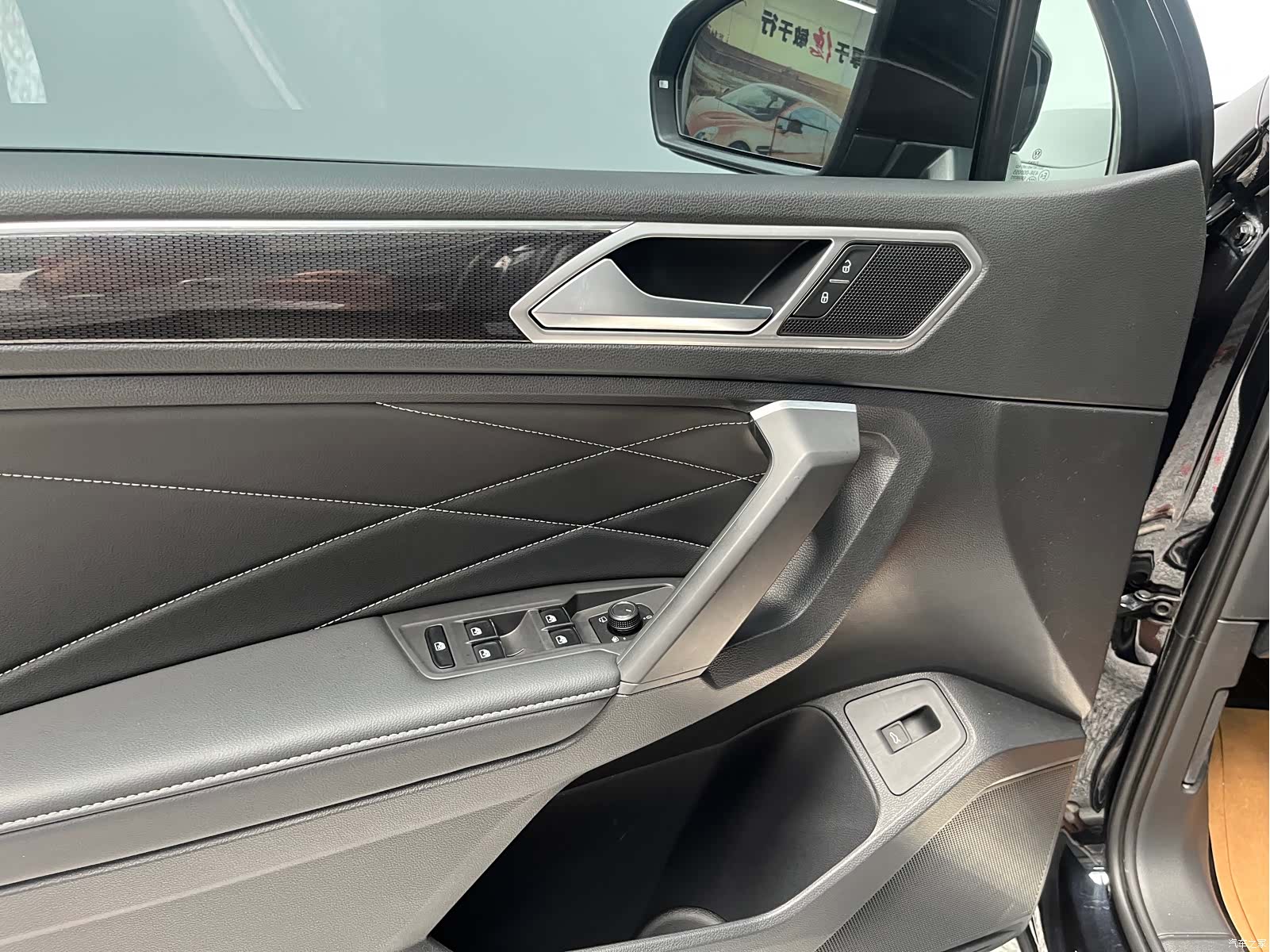 Volkswagen Tiguan L, 2022 6