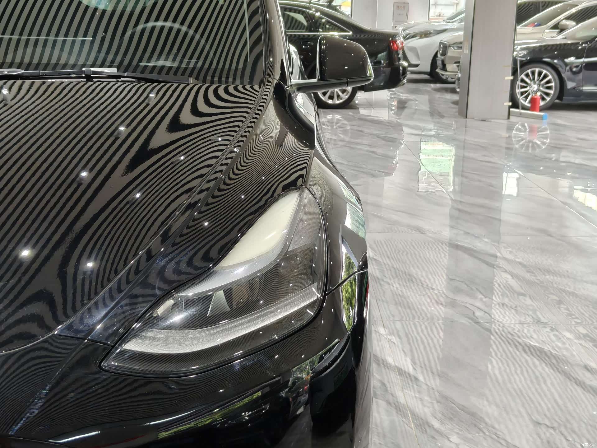 Tesla Model Y, 2022 18