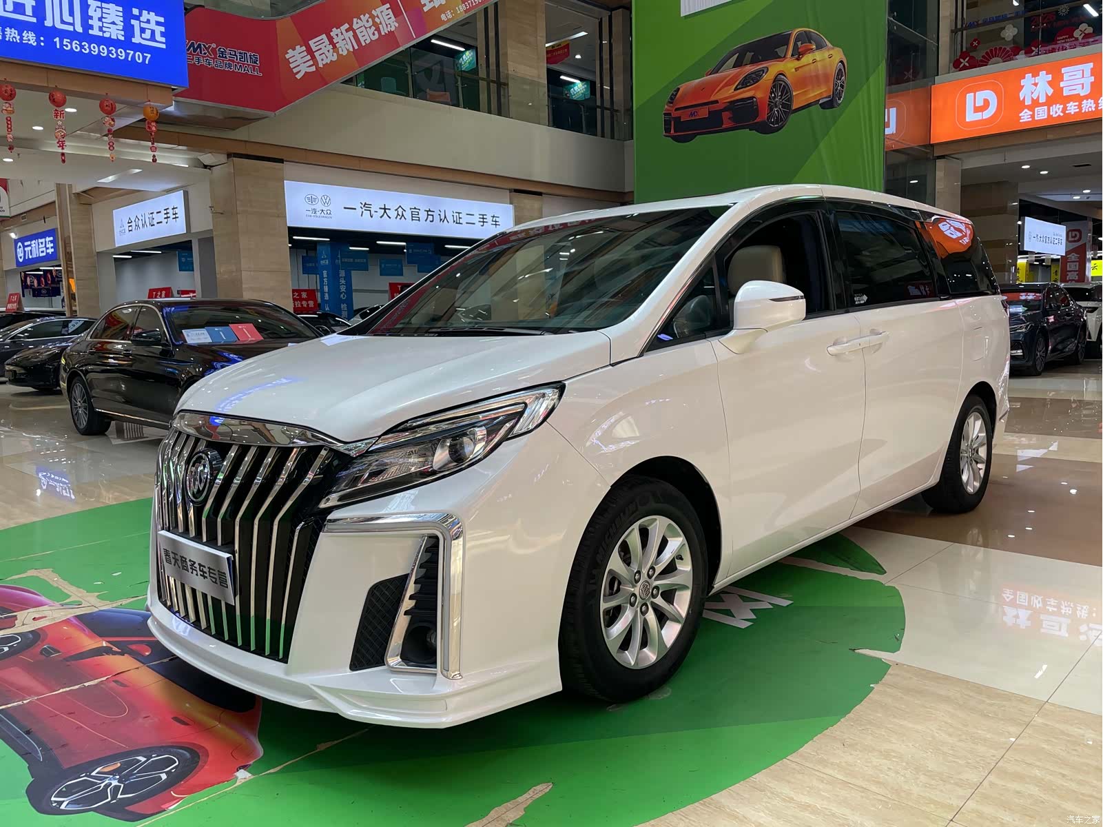 Buick GL8, 2019 2